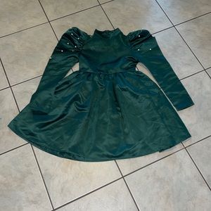 Girls dress with shoulder pearls size 10y